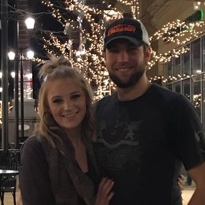 Meet your Posher, Courtney